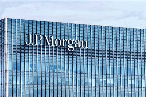 JPMorgan Stock: Buy After Rate-Driven Gains and Tech Ambitions?