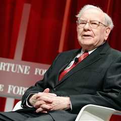 Boring Stock Picks by Warren Buffett: The Winning Strategy