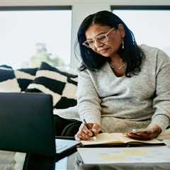 Withdrawing Too Much From Retirement Accounts: 3 Signs To Watch For