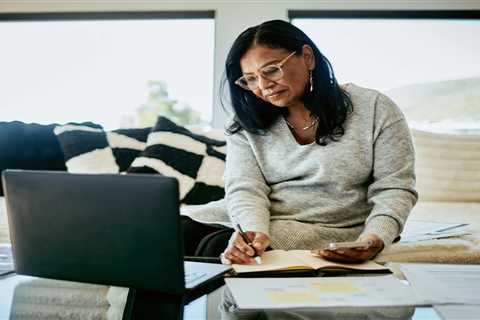Withdrawing Too Much From Retirement Accounts: 3 Signs To Watch For